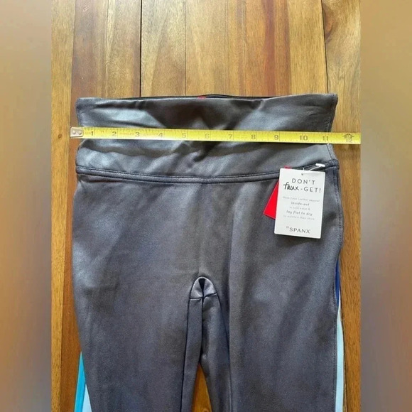 SPANX faux leather 7/8 track stripe leggings - Picture 11 of 13